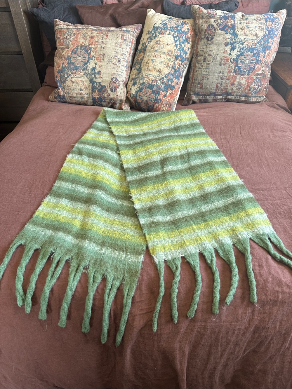 Cozy Green Mohair-Blend Fringe Scarf - Green - Picture 7 of 13